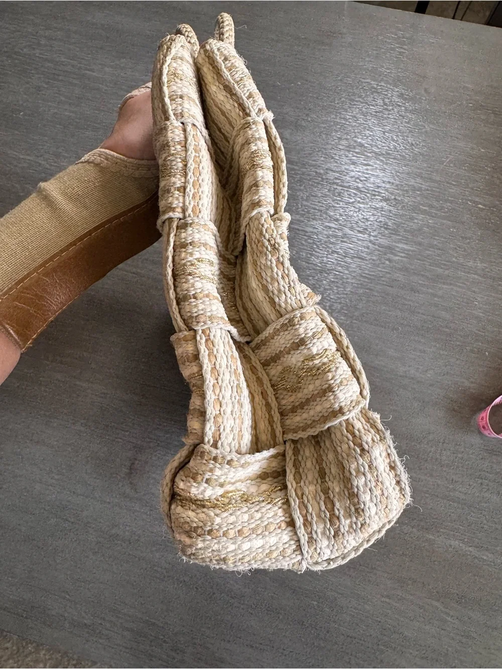 Meucci Italian Woven Shoulder HandBag Purse Tan Gold